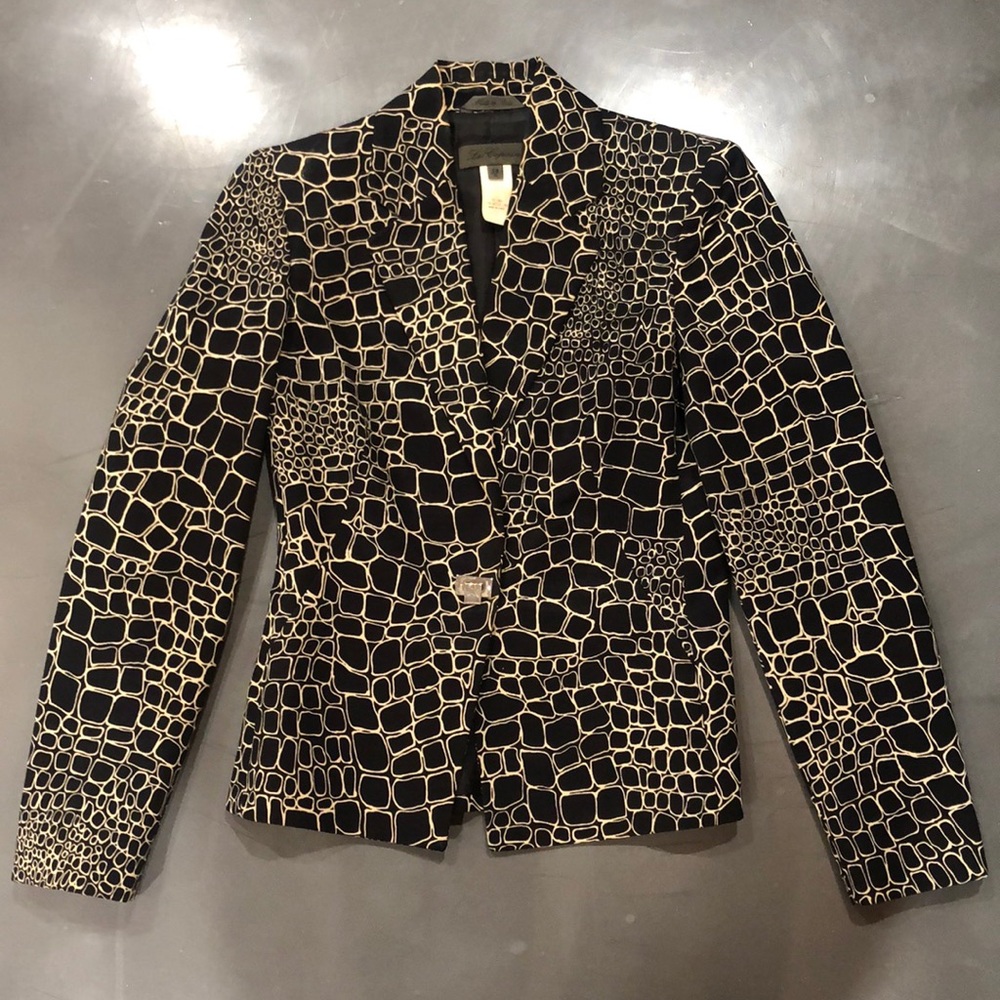 Les Copains black and cream blazer